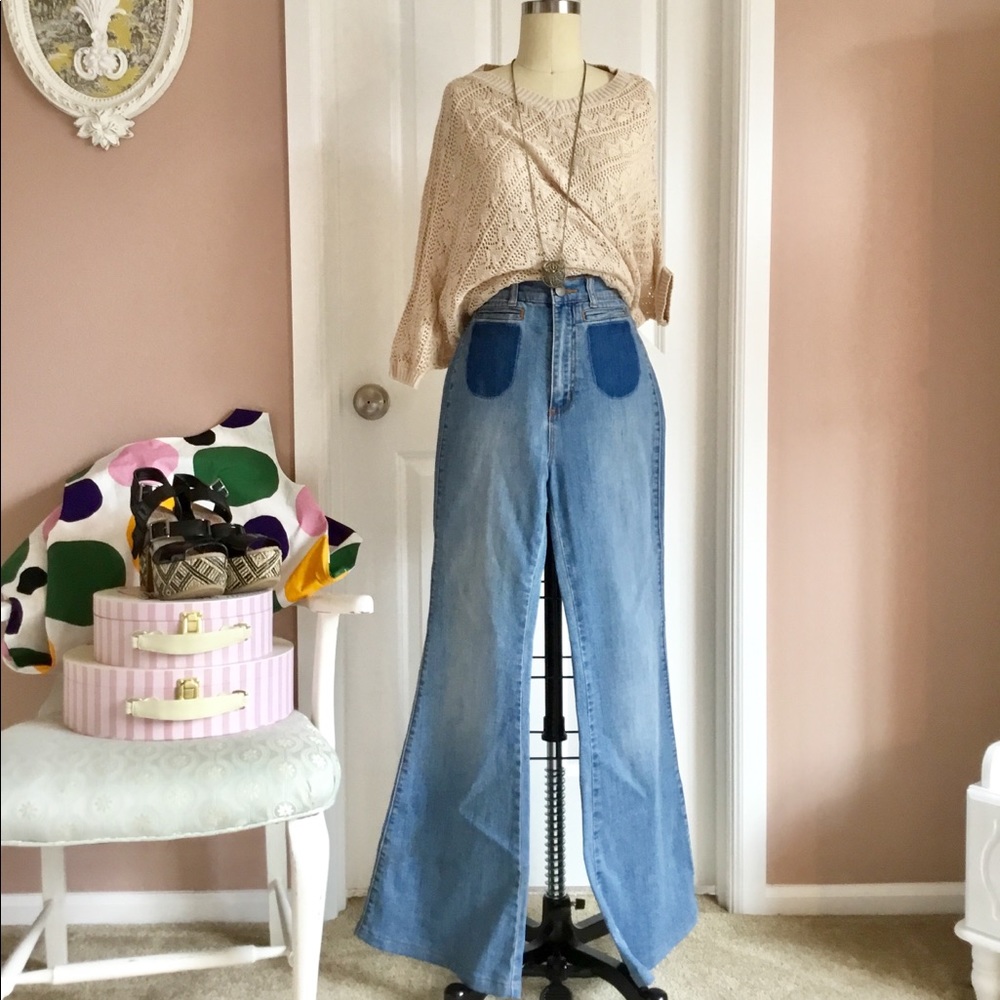 Urban Outfitters 70s High Rise Bell Button Jeans